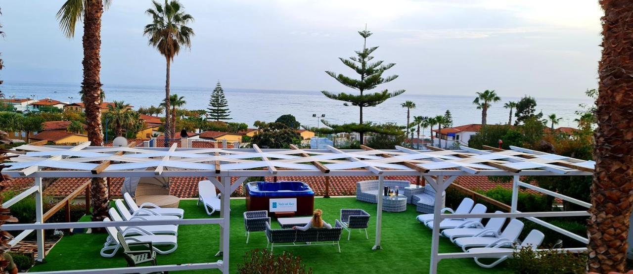 Ninfa Sul Mare Apartments 50 M E T R I Dal Mare Best Breakfast And Free Parking קאפו ואטיצ'אנו מראה חיצוני תמונה
